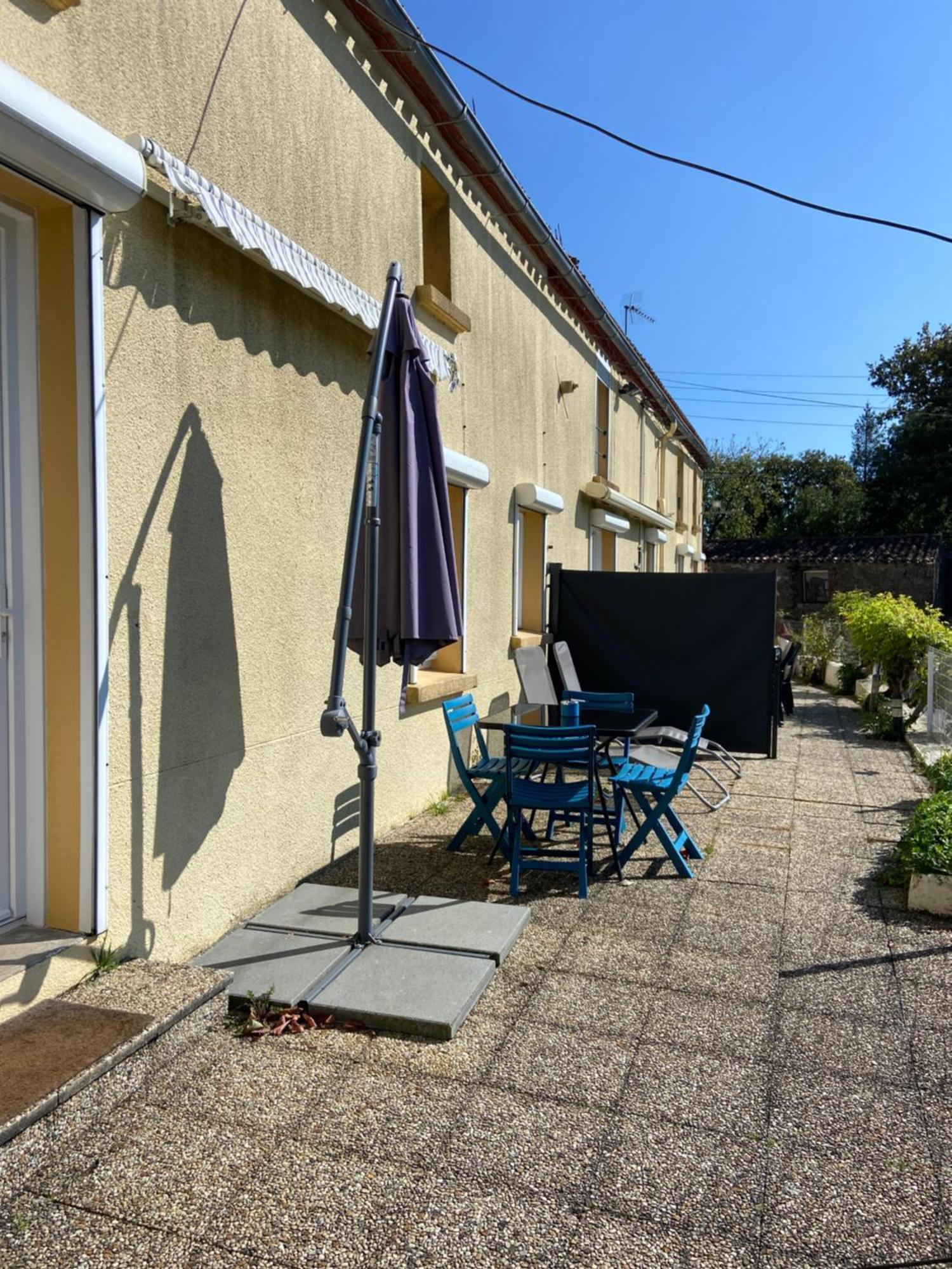 Hotel Le Petit Moulin Pouzauges Exterior foto